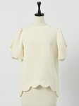 <img class='new_mark_img1' src='https://img.shop-pro.jp/img/new/icons8.gif' style='border:none;display:inline;margin:0px;padding:0px;width:auto;' />BALLOON SLEEVE SCALLOP BLOUSE 
(DOUBLE CLOTH)