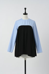 <img class='new_mark_img1' src='https://img.shop-pro.jp/img/new/icons8.gif' style='border:none;display:inline;margin:0px;padding:0px;width:auto;' />VOLUME SLEEVE BLOUSE