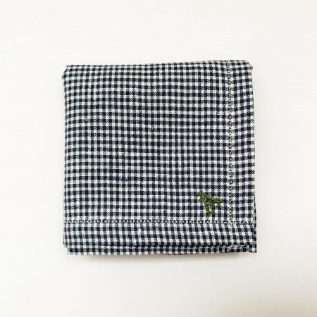 イニシャル刺繍フレンチリネンギンガムチェックのハンカチ（DARK NAVY） - YLINUM Online Shop