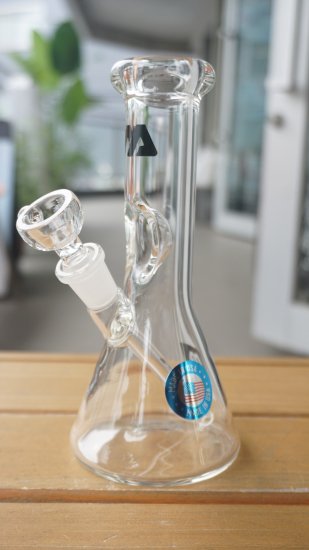 Mini Beaker with Built-In Downstem - ボング パイプ通販 高円寺 月の社(つきのやしろ）