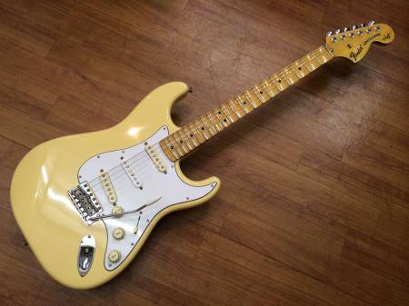 中古品 Fender Japan ST71-140YM Yngwie Malmsteen Signature - 奈良市 ...