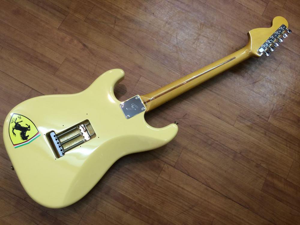 中古品 Fender Japan ST71-140YM Yngwie Malmsteen Signature - 奈良市のギターショップ  “Sunshine Guitar” -サンシャインギター 高価買取します！