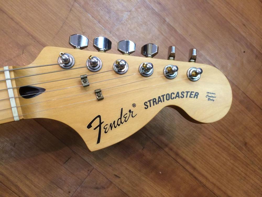 Fender japan エレキギター 超レア - 弦楽器、ギター