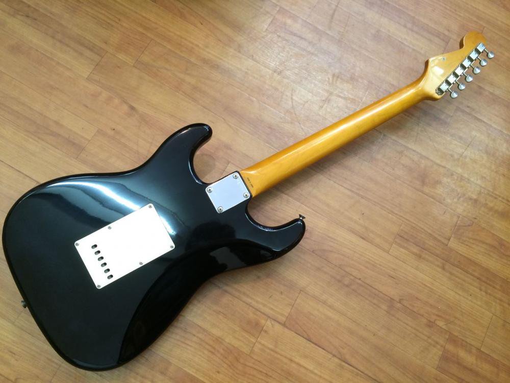 中古品 Fender Japan ST62-5003222 BLK - 奈良市のギターショップ “Sunshine Guitar” -サンシャインギター  高価買取します！