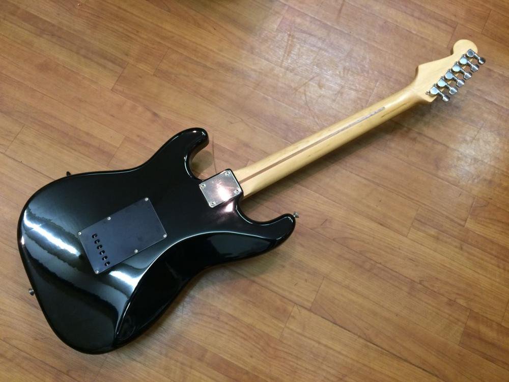 中古品 Squier SST-33 BLK/R 日本製 - 奈良市のギターショップ “Sunshine Guitar” -サンシャインギター  高価買取します！