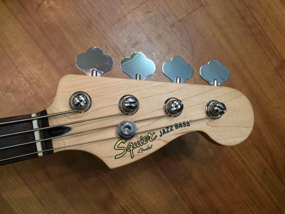 中古品 Squier by Fender Vintage Modified Jazz Bass 3TS - 奈良市の ...