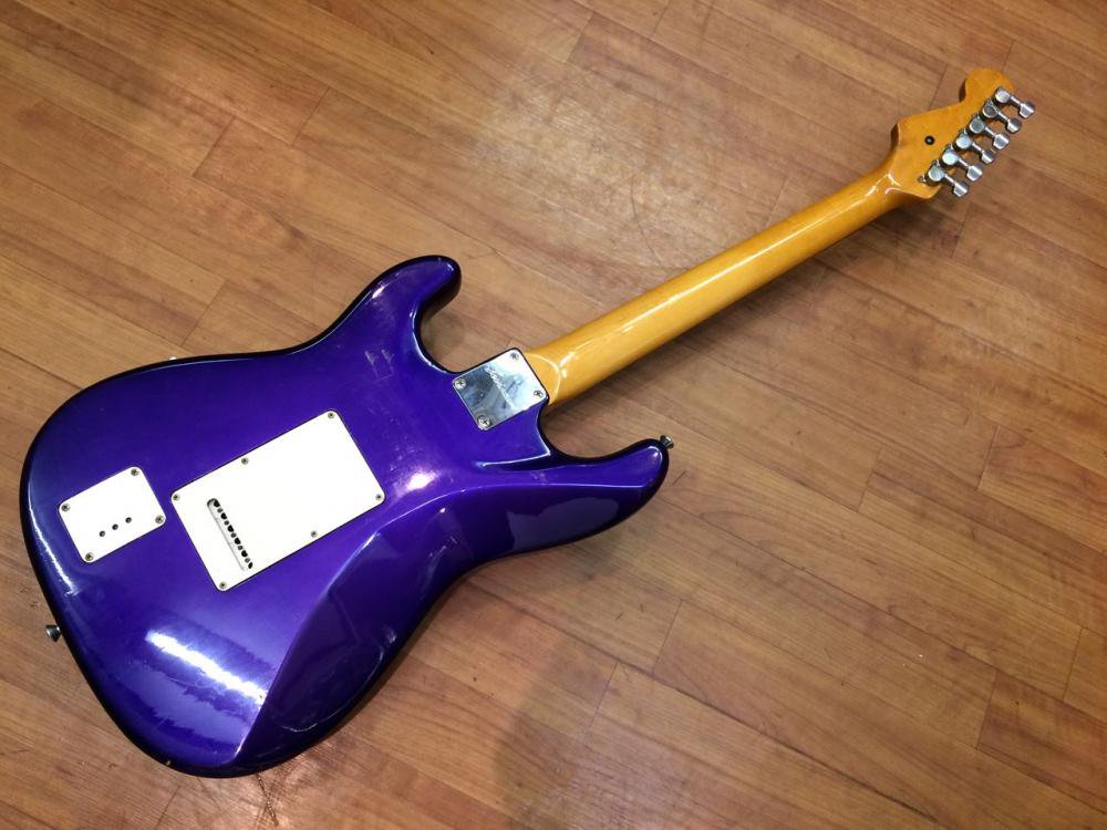 中古品 BLADE ST Type Metallic Purple / Levinson - Sunshine Guitar （サンシャインギター）-  奈良市のギターレッスン、販売、買取、修理はおまかせください