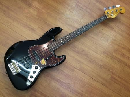 中古品 Squier by Fender Classic Vibe Jazz Bass '60s Black サマー 