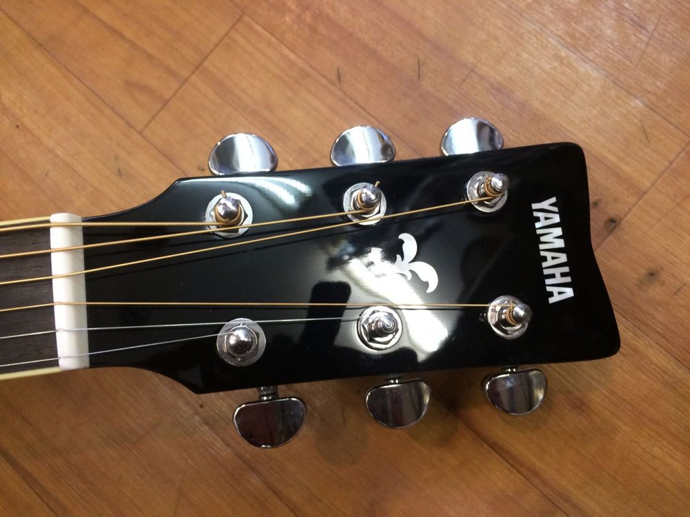 中古品 YAMAHA FS820 BLK - Sunshine Guitar （サンシャインギター）- 奈良市のギター レッスン、販売、買取、修理はおまかせください