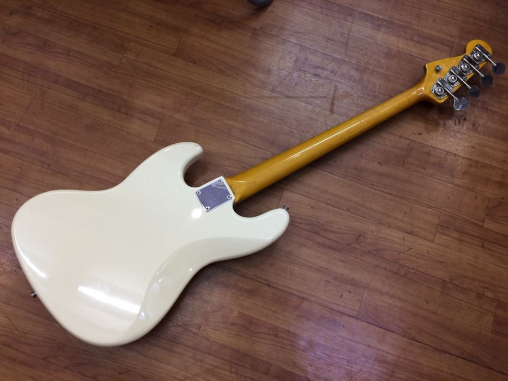 中古品 Fender Japan JB62-80 VWH w/ Fender U.S.A Pick Ups