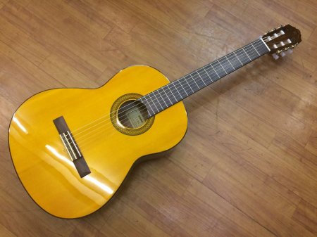 YAMAHA CG102 ＊おススメのクラシックギター・エントリーモデル♪ - Sunshine Guitar （サンシャインギター）-  奈良市のギターレッスン、販売、買取、修理はおまかせください