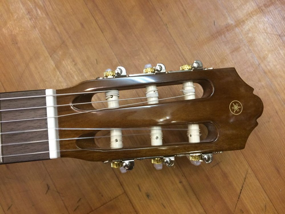 YAMAHA CG102 ＊おススメのクラシックギター・エントリーモデル♪ - Sunshine Guitar （サンシャインギター）- 奈良市のギター レッスン、販売、買取、修理はおまかせください