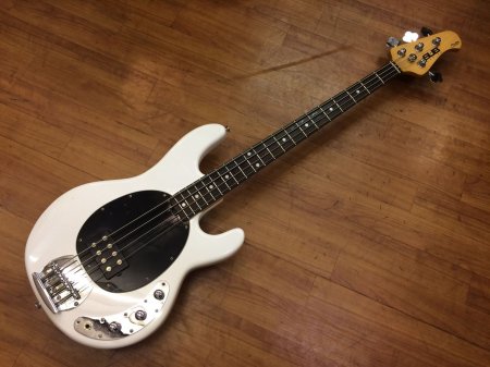 中古品 Sterling by MUSIC MAN S.U.B. Series Ray4 WH/R - Sunshine Guitar  （サンシャインギター）- 奈良市のギターレッスン、販売、買取、修理はおまかせください