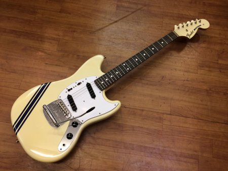 中古品 Fender Japan MG69-CO OWH / コンペティション・ストライプ