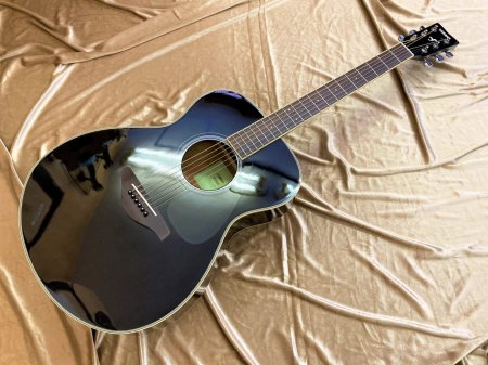 中古品 YAMAHA FS820 BLK - Sunshine Guitar （サンシャインギター