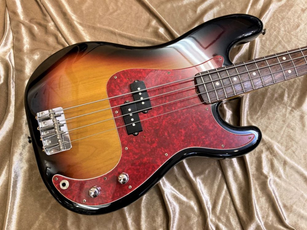 中古品 Fender Japan PB62-70US 3TS Mod - Sunshine Guitar （サンシャインギター）-  奈良市のギターレッスン、販売、買取、修理はおまかせください