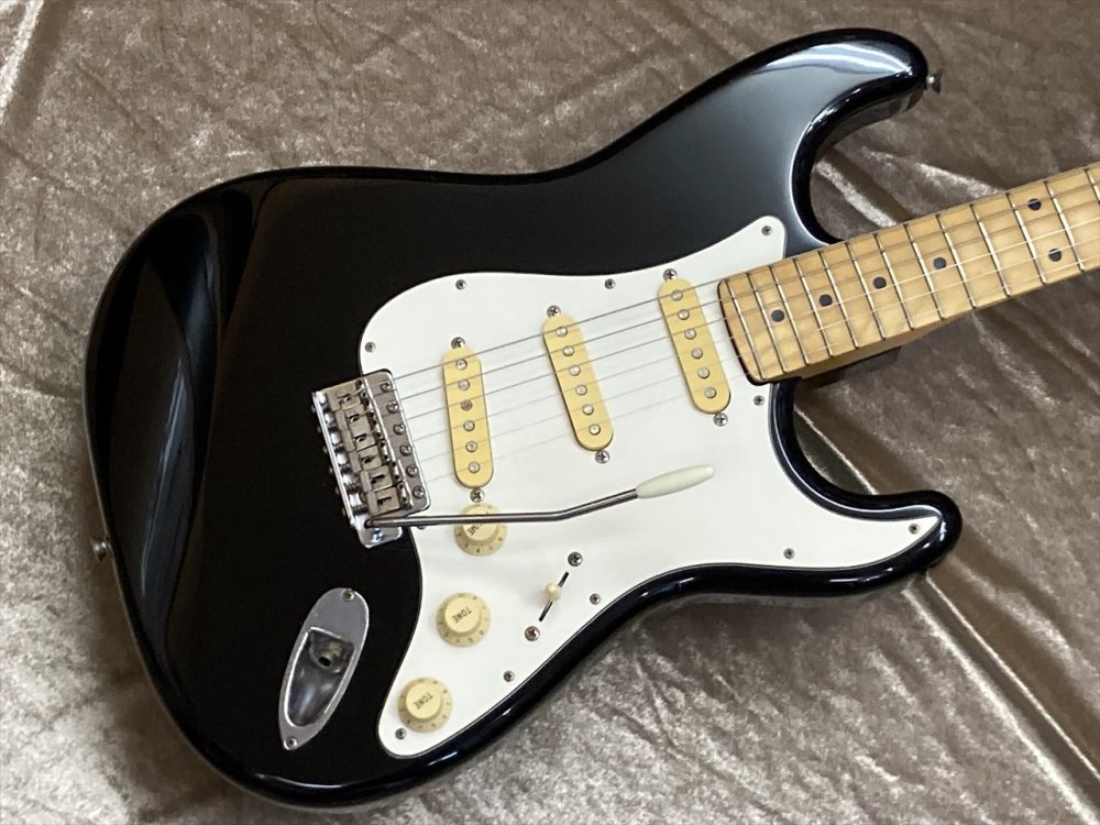 中古品 Fender Japan ST-33M Black - Sunshine Guitar （サンシャインギター）-  奈良市のギターレッスン、販売、買取、修理はおまかせください