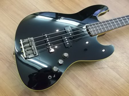中古品 Fender Japan AJB-DX Black エアロダイン・ジャズベース 