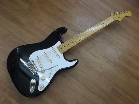 中古品 Fender Japan ST54-53 BLK - 奈良市のギターショップ “Sunshine Guitar” -サンシャインギター