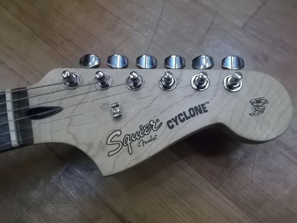 中古品 Squier by Fender CYCLONE 3TS w/Duncan TB-4 - 奈良市のギターショップ “Sunshine  Guitar” -サンシャインギター