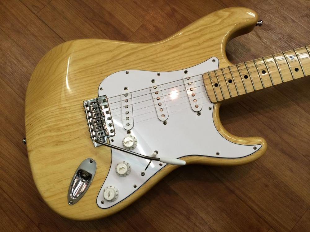 中古品 Fender Japan ST71 ASH MOD - 奈良市のギターショップ 