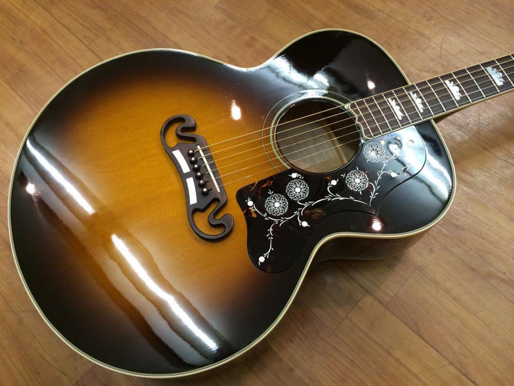 中古品 Gibson J-200 Vintage Sunburst （VS) - 奈良市のギターショップ “Sunshine Guitar”  -サンシャインギター 高価買取します！