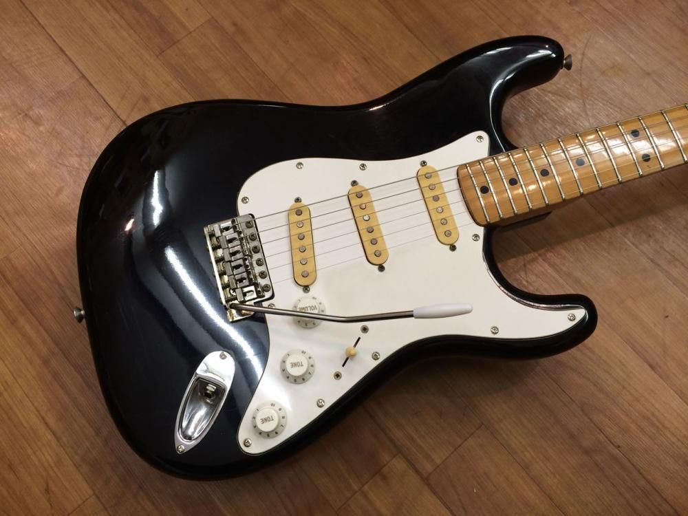 中古品 FERNANDES FST ストラトタイプ 石ロゴ - 奈良市のギター