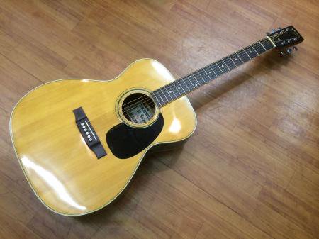 中古品です【I021】KISO  SUZUKI　GUITAR  ギター