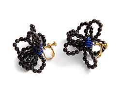 PETAL EARRING