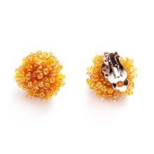 TINY FUNKY EARRING CREAM GOLD