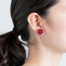 CAVE EARRING CLEAR PINK RED