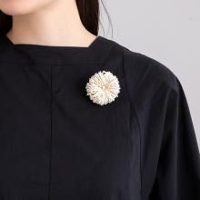 LARGE BELLY BROOCH IVORY