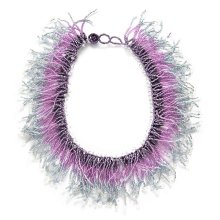 <img class='new_mark_img1' src='https://img.shop-pro.jp/img/new/icons8.gif' style='border:none;display:inline;margin:0px;padding:0px;width:auto;' />TIERED NECKLACE LILAC/ICE BLUE