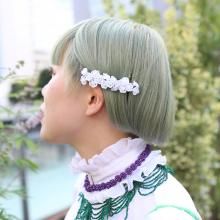 FLOWER FIELD BARRETTE CLEAR GREEN WHITE