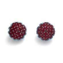 <img class='new_mark_img1' src='https://img.shop-pro.jp/img/new/icons8.gif' style='border:none;display:inline;margin:0px;padding:0px;width:auto;' />PIL GEM EARRING DUSTY BLUE CLEAR RED