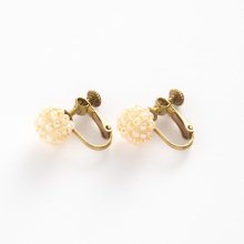 <img class='new_mark_img1' src='https://img.shop-pro.jp/img/new/icons8.gif' style='border:none;display:inline;margin:0px;padding:0px;width:auto;' />SEED EARRING CREAM