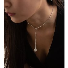 <img class='new_mark_img1' src='https://img.shop-pro.jp/img/new/icons8.gif' style='border:none;display:inline;margin:0px;padding:0px;width:auto;' />LINE PEARL NECKLACE SILVER