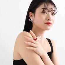 PETAL EARRING CLEAR RED