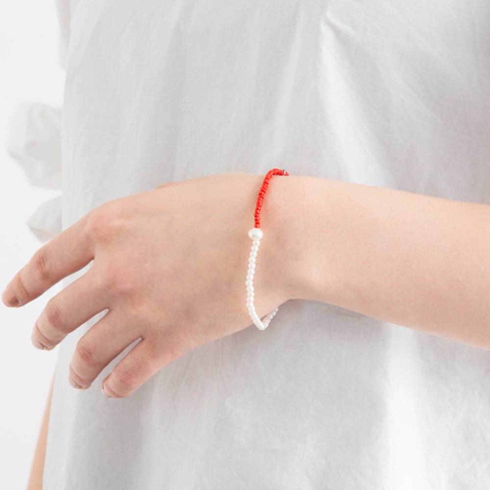 SOLO BRACELET RED PEARL - designsix ONLINE SHOP