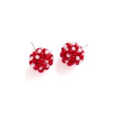 <img class='new_mark_img1' src='https://img.shop-pro.jp/img/new/icons8.gif' style='border:none;display:inline;margin:0px;padding:0px;width:auto;' />PETITE PEARL PIERCE RED PEARL MILKY WHITE