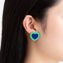 <img class='new_mark_img1' src='https://img.shop-pro.jp/img/new/icons8.gif' style='border:none;display:inline;margin:0px;padding:0px;width:auto;' />DOUBLE HEART EARRING LIGHT GREEN ROYAL BLUE