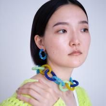 LARGE BE CHAIN NECKLACE CLEAR BLUE MULTI