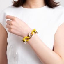 <img class='new_mark_img1' src='https://img.shop-pro.jp/img/new/icons8.gif' style='border:none;display:inline;margin:0px;padding:0px;width:auto;' />MIDDLE BE CHAIN BRACELET YELLOW MULTI