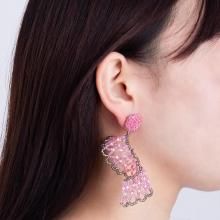 <img class='new_mark_img1' src='https://img.shop-pro.jp/img/new/icons8.gif' style='border:none;display:inline;margin:0px;padding:0px;width:auto;' />HEMMING EARRING PINK GRAY