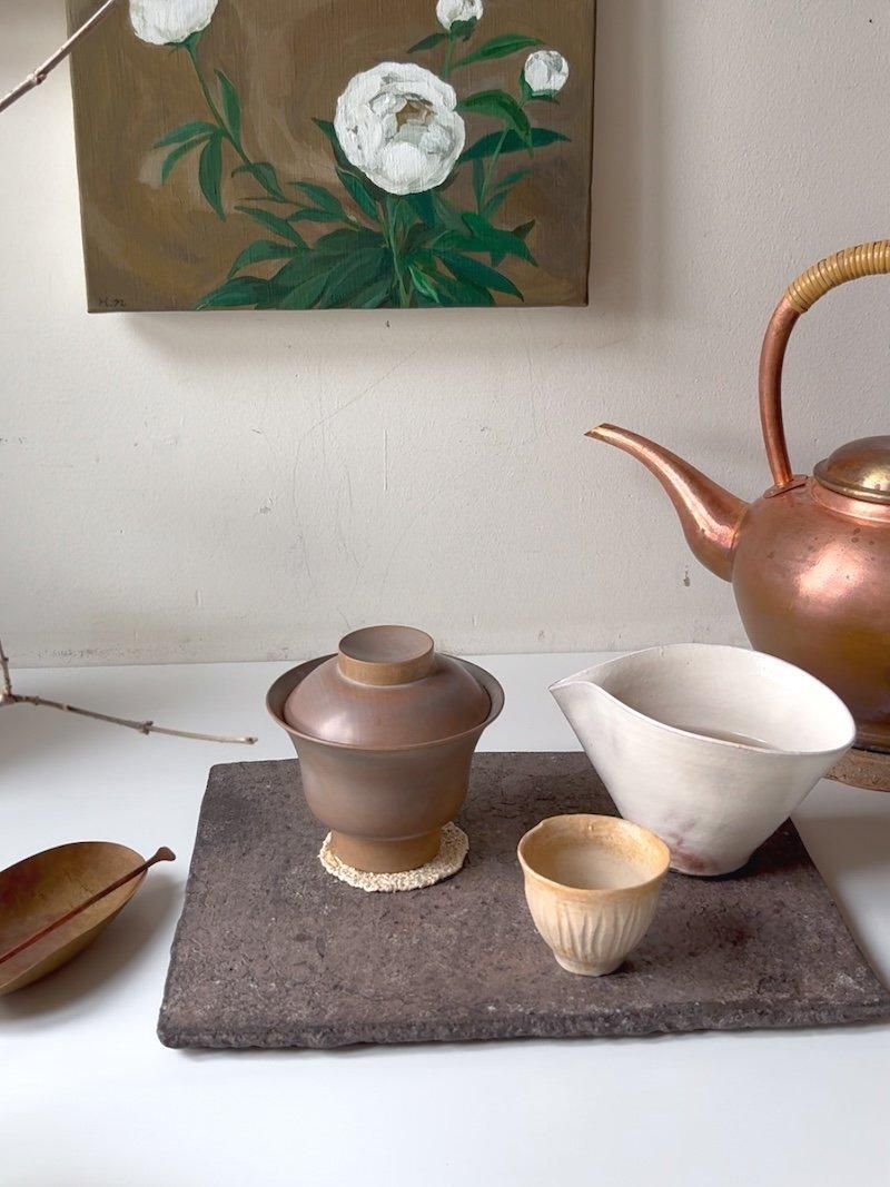 K1 貴人高台蓋付一対宗呂用くみだし茶碗本漆