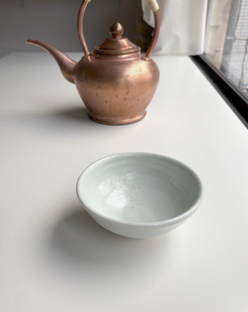 白磁めし碗 ／ 亀田 大介 - 木と根 kitone