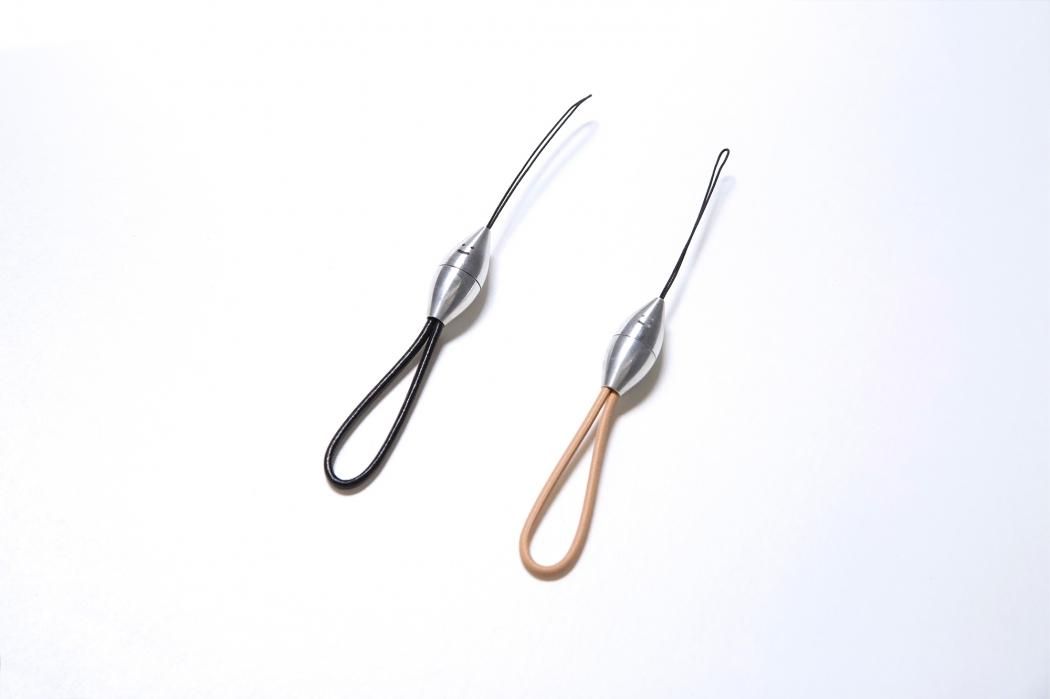 アロマ香るカプセル型ストラップ / Fragrance Strap smile