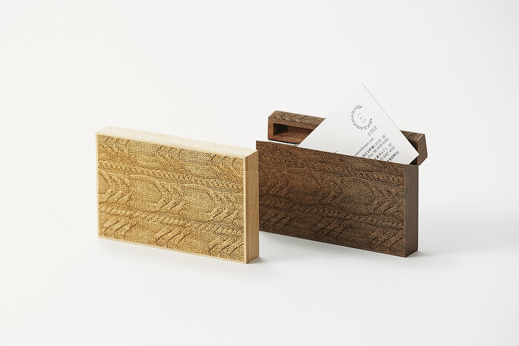 カードを入れる小さな家具 / 木製カードケース Card Chest（カードチェスト） / knit wear