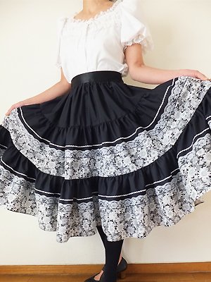 フォークダンス衣装◇白黒花柄三段ティアードスカート31 - オリジナル 