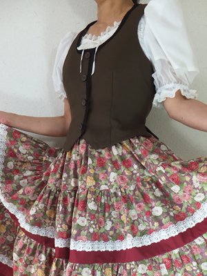 フォークダンス衣装◆U開きベスト（茶）BE004 - オリジナル衣装のお店　しゅくらん
